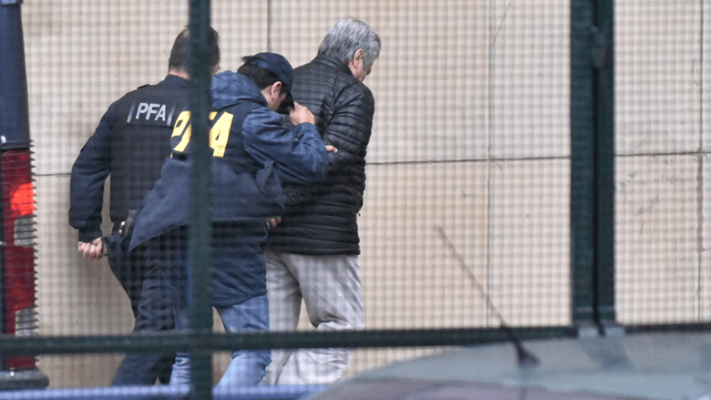 Lázaro Báez deja su casa y va a prisión: así lo dispuso el tribunal tras la confirmación de su&nbsp;condena