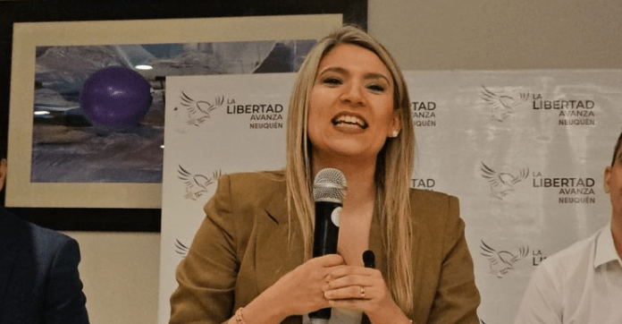 Nadia Márquez encabezó el inicio de campaña legislativa de La Libertad Avanza en&nbsp;Neuquén