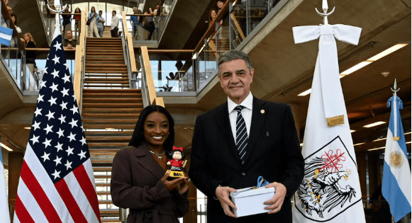 Reconocimiento en Buenos Aires: Simone Biles fue declarada Huésped de&nbsp;Honor