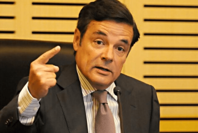 Denunciaron presuntos vínculos entre Rovira y la empresa detrás del negocio del&nbsp;bioherbicida